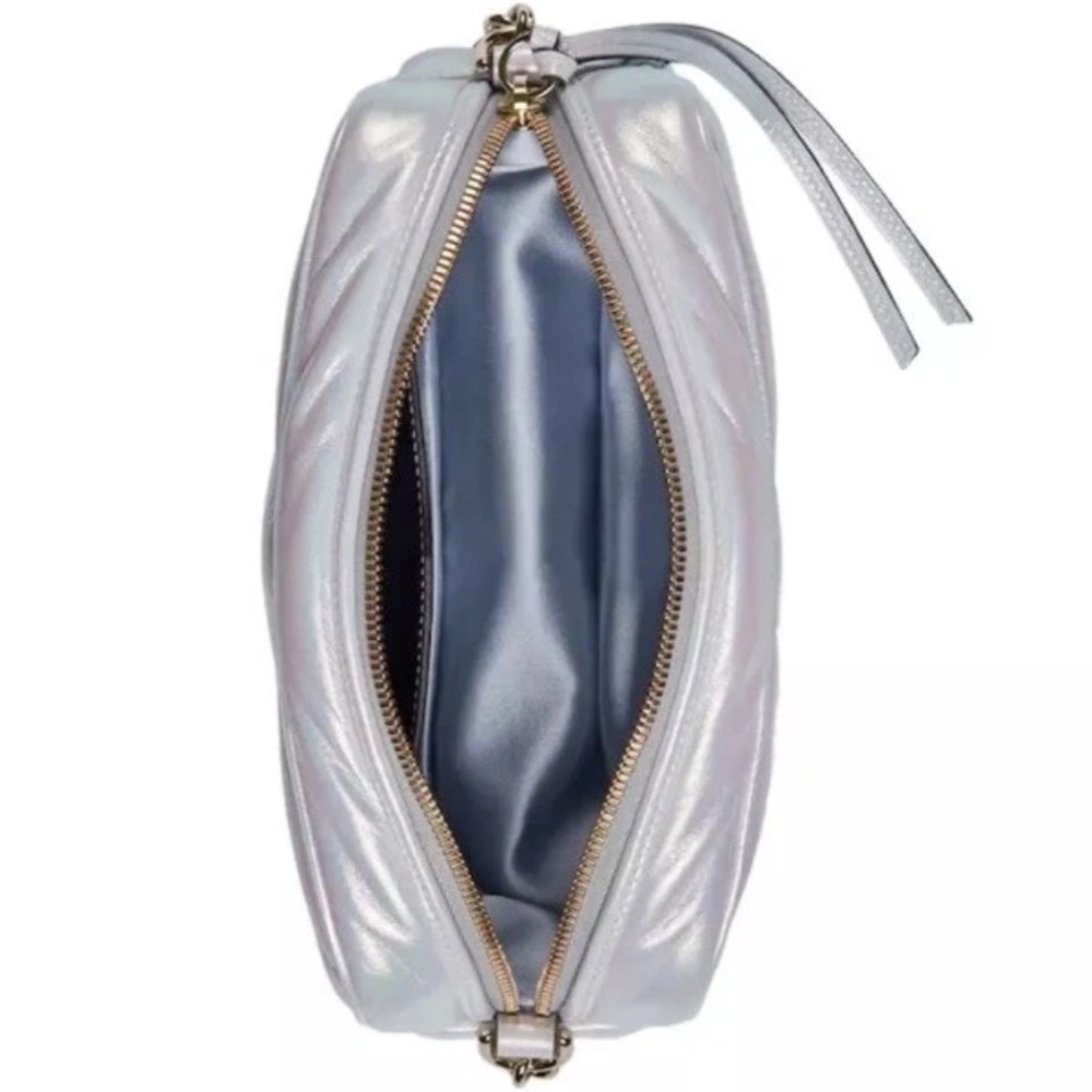 Gucci GG Iridescent Chevron Matelasse Quilted Camera Bag NWT And Box! - Picture 6 of 8